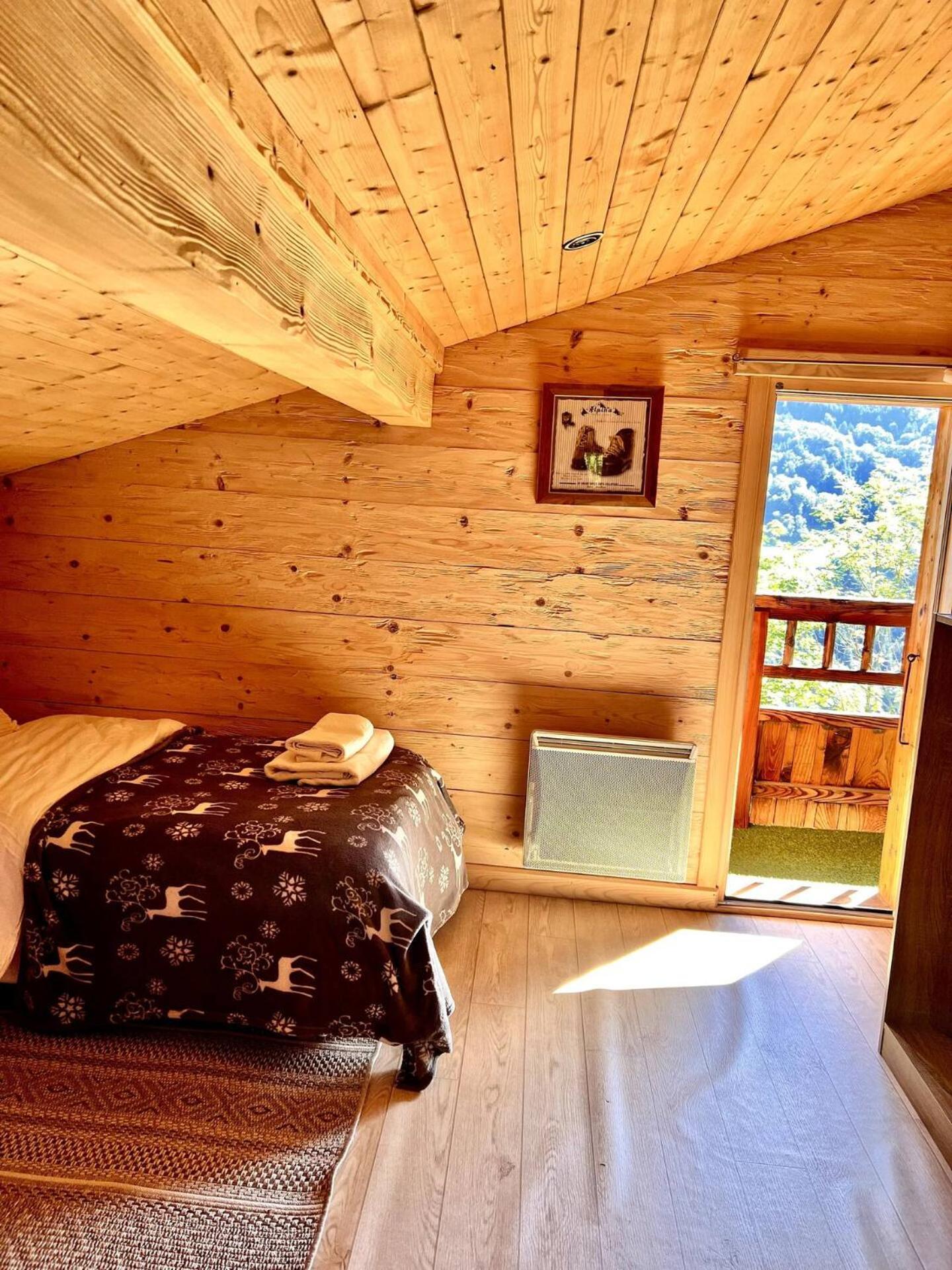 Charming Family Chalet For 8 People, With Private Hot Tub Les Clefs Экстерьер фото
