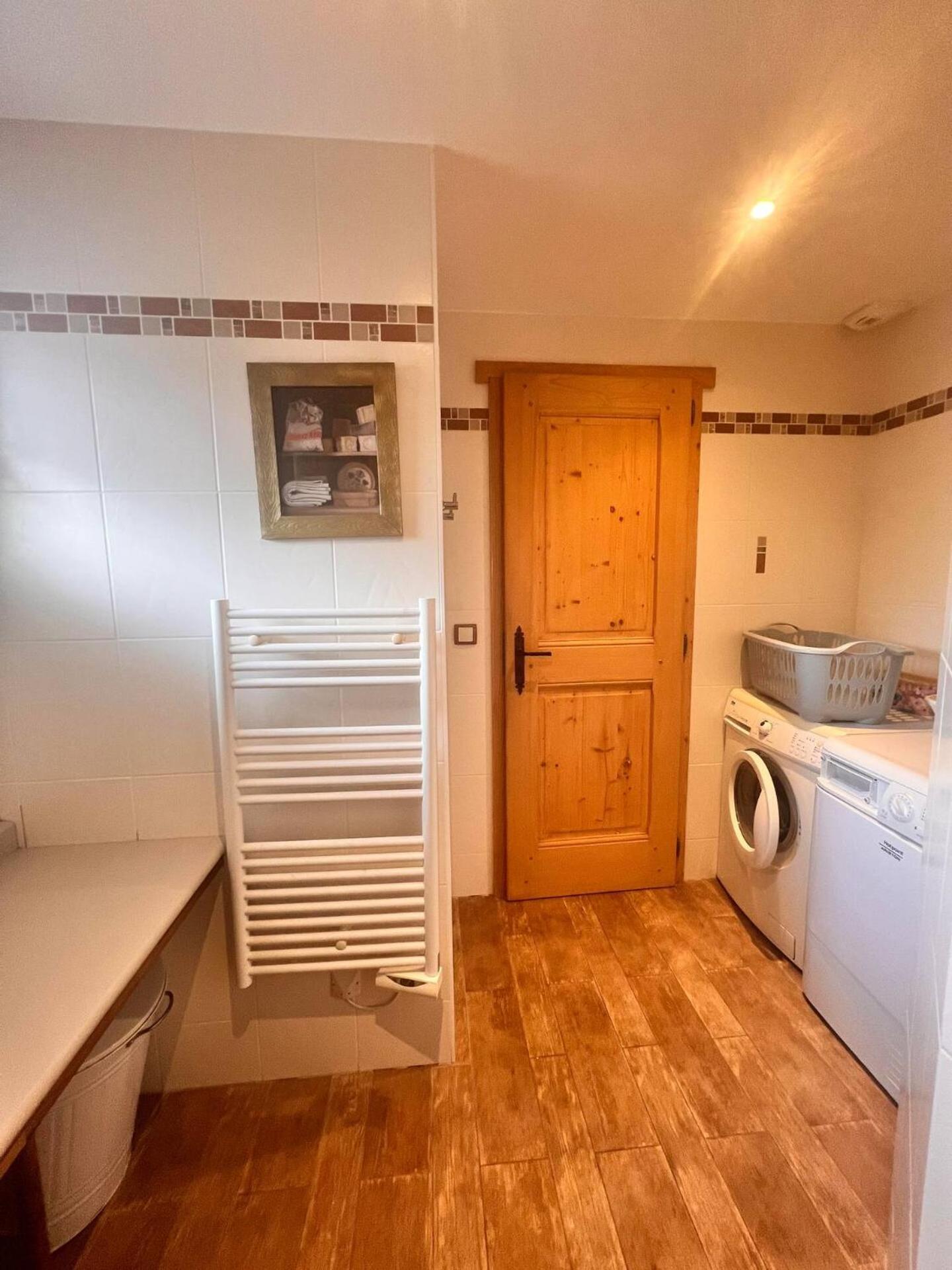 Charming Family Chalet For 8 People, With Private Hot Tub Les Clefs Экстерьер фото